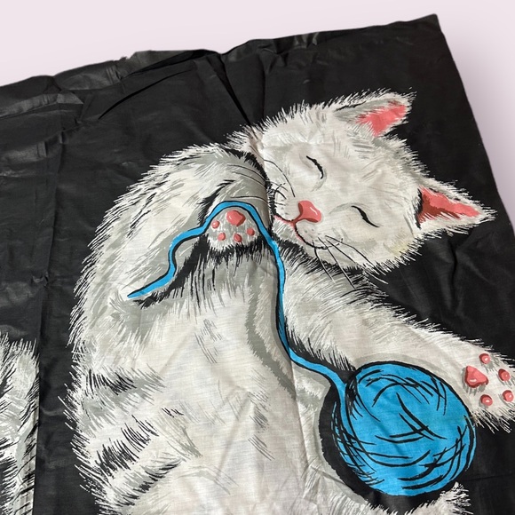 Vintage Cat Playing With Yarn Unfinished Edge Black Background Fabric 44” x 44” - Picture 4 of 9
